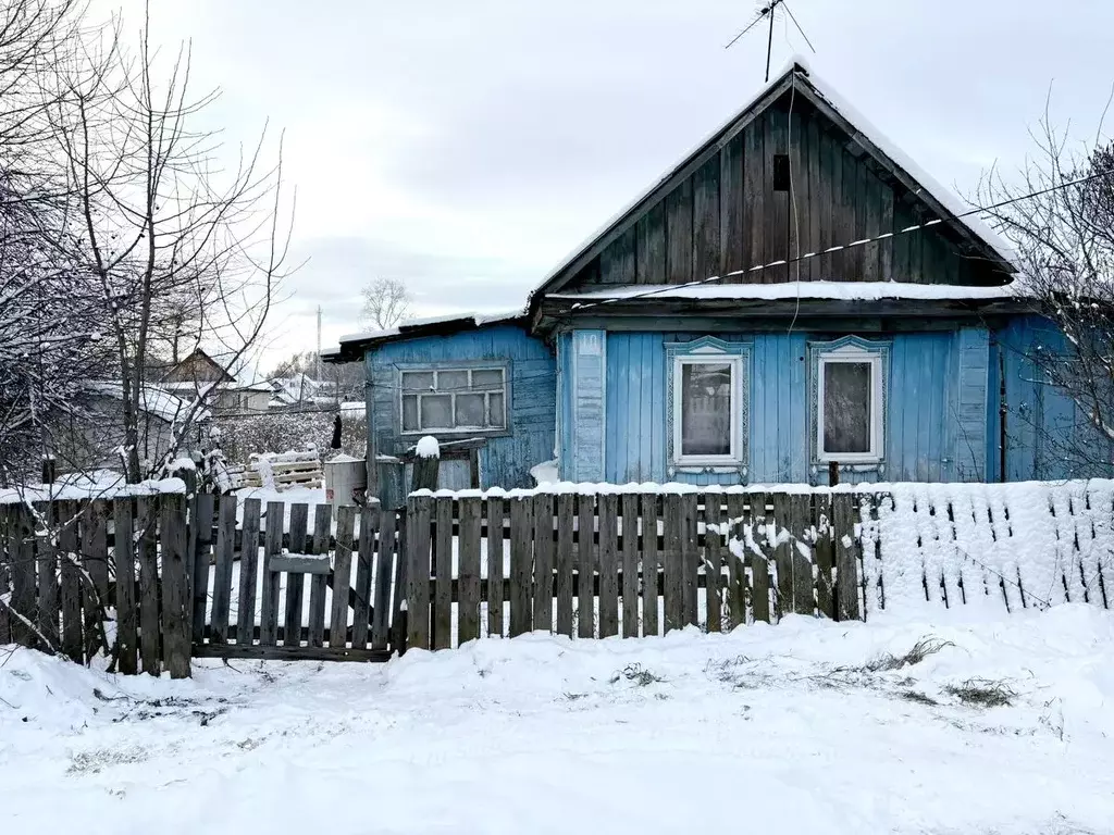 Дом в Башкортостан, Иглинский сельсовет, с. Иглино ул. Матросова, 10 ... - Фото 1