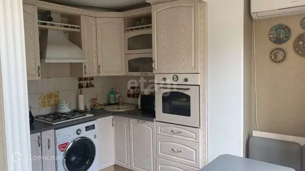 Продаётся 3-к квартира, 65.8 м - Фото 0
