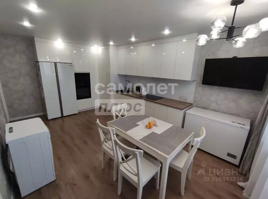 3-к кв. Тюменская область, Тюмень ул. Павла Шарова, 9 (86.7 м) - Фото 1