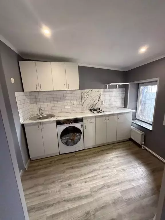 1-к. квартира, 60 м, 1/1 эт. - Фото 1
