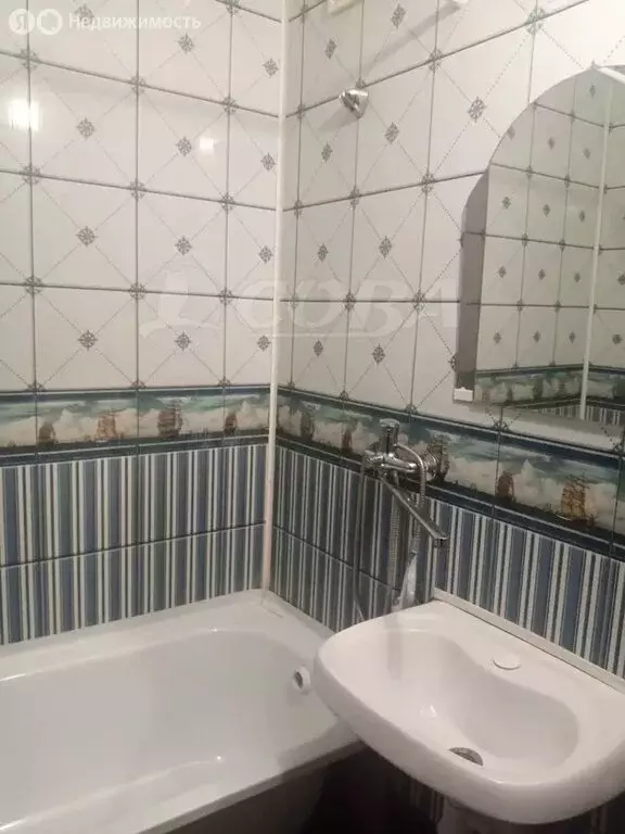 2-комнатная квартира: Курган, жилой район Заозёрный, 5-й микрорайон, ... - Фото 1