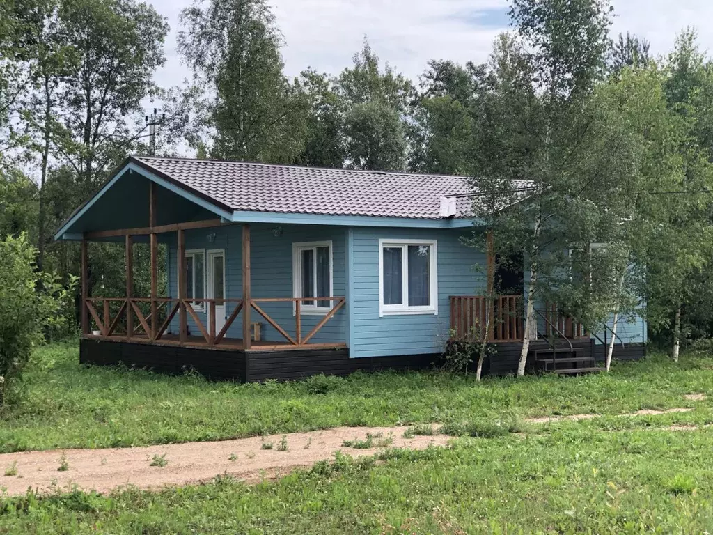 Дом в Новгородская область, Новгородский район, Бронницкое с/пос, д. ... - Фото 1