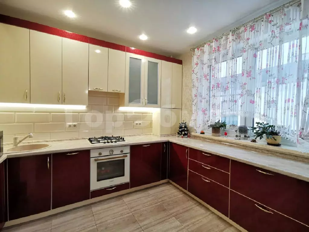 Продается 2-комнатная квартира - Фото 1