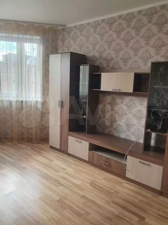 1-к. квартира, 54 м, 4/9 эт. - Фото 0