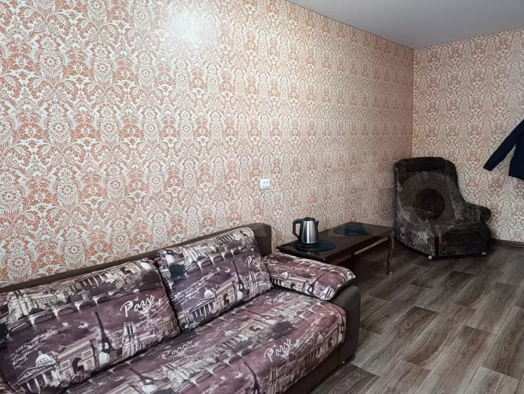 Комната 13 м в 1-к., 1/5 эт. - Фото 0
