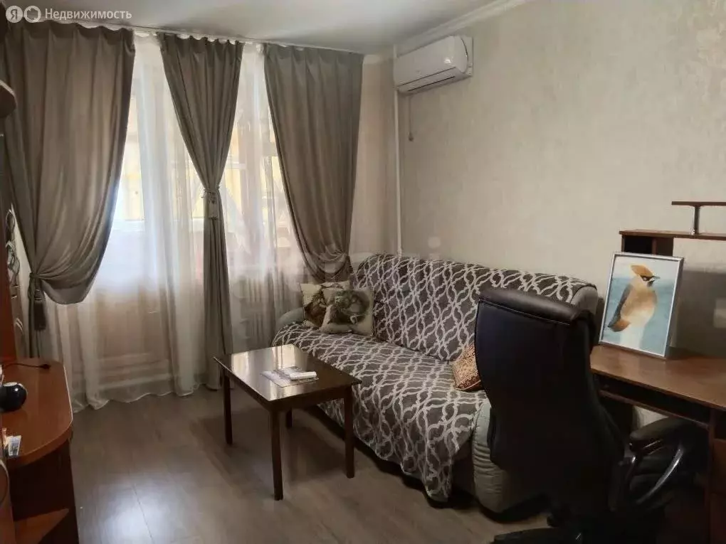 3-комнатная квартира: Белгород, улица Щорса, 49 (77.8 м) - Фото 1