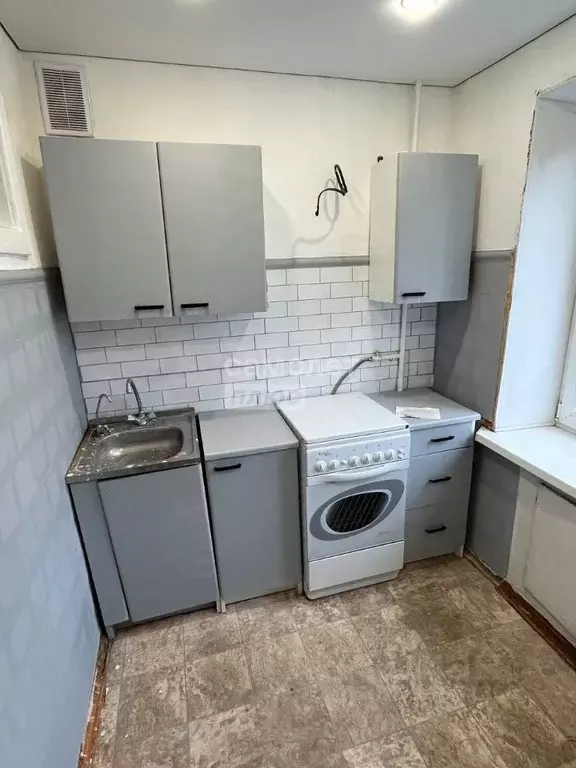 2-к кв. Воронежская область, Воронеж ул. Молодогвардейцев, 4 (43.6 м) - Фото 2