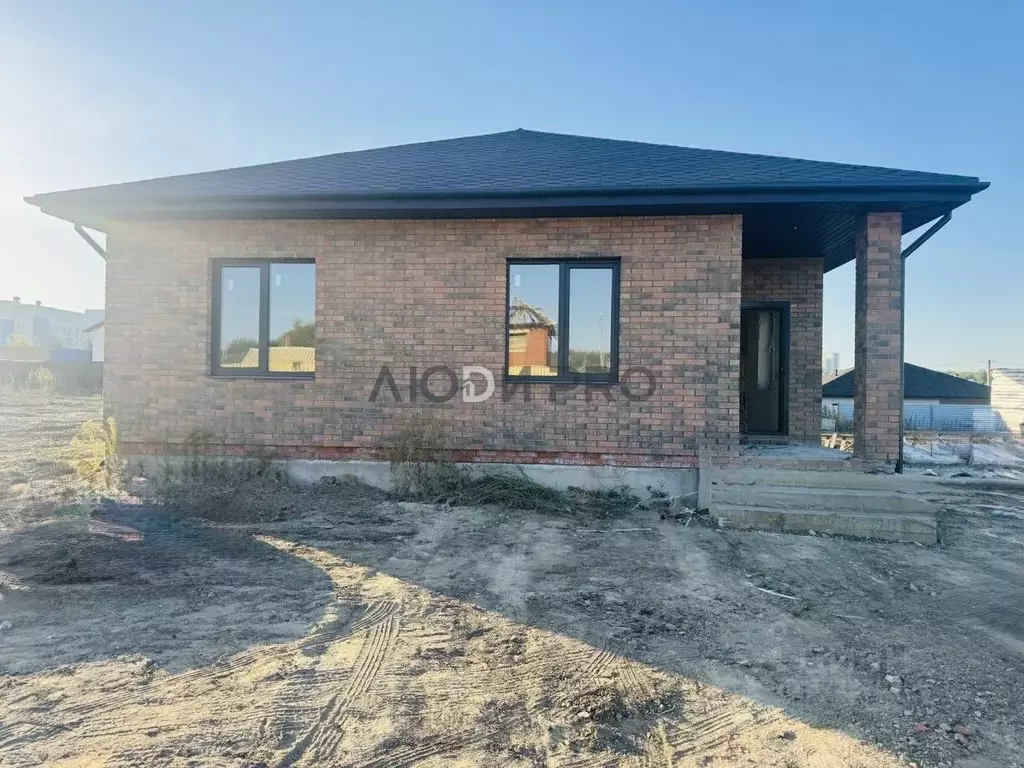 Дом в Саратовская область, Саратов Зерновая ул. (102 м) - Фото 1