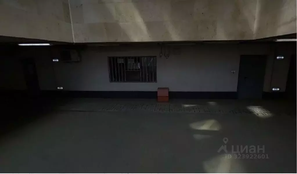 Гараж в Санкт-Петербург Полтавский проезд, 2 (18 м) - Фото 2