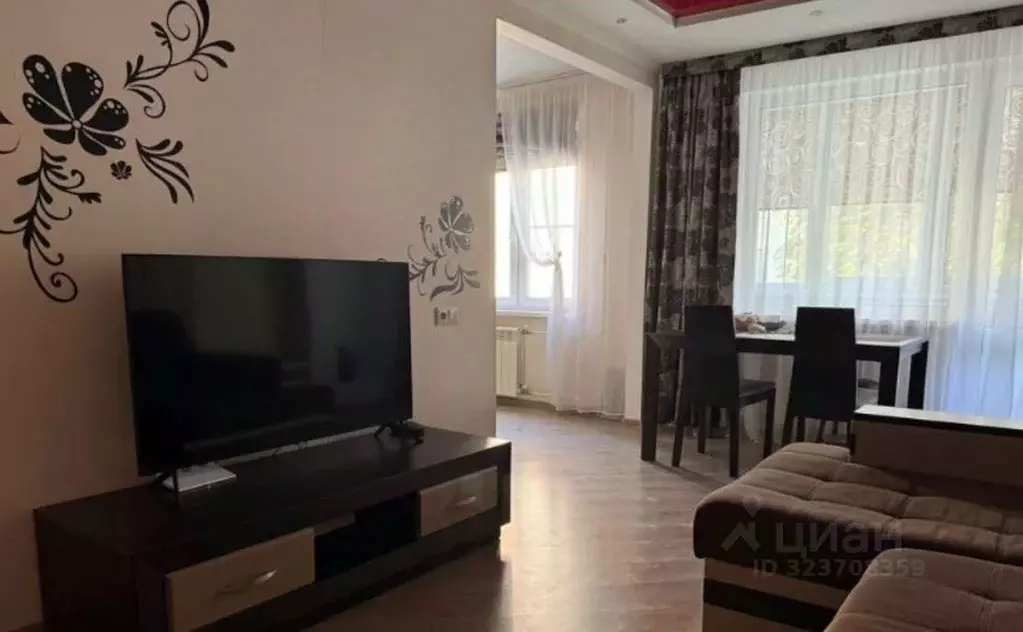 3-к кв. Краснодарский край, Краснодар ул. Имени Жлобы, 139 (62.0 м) - Фото 1