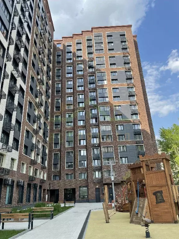 Продается 3-комнатная квартира - Фото 2