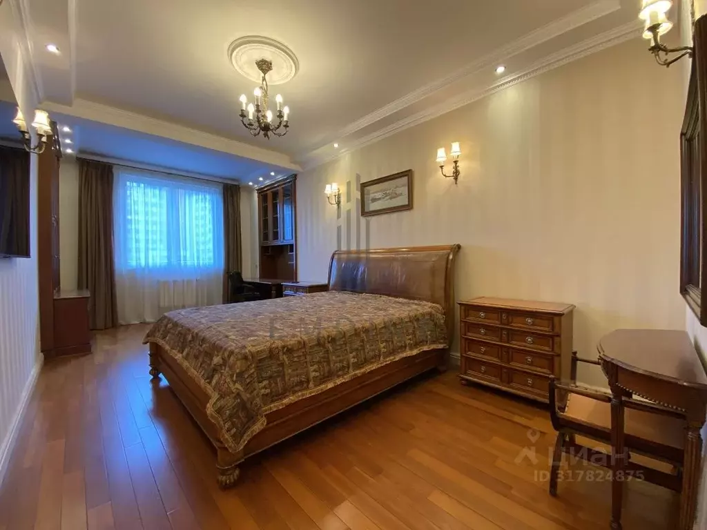 3-к кв. Москва Комсомольский просп., 32К2 (144.0 м) - Фото 1