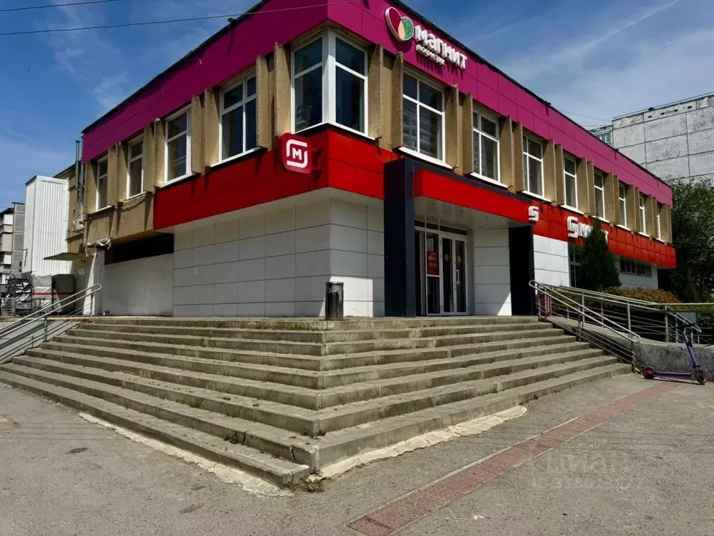 Торговая площадь в Волгоградская область, Волжский ул. 87-й ... - Фото 0