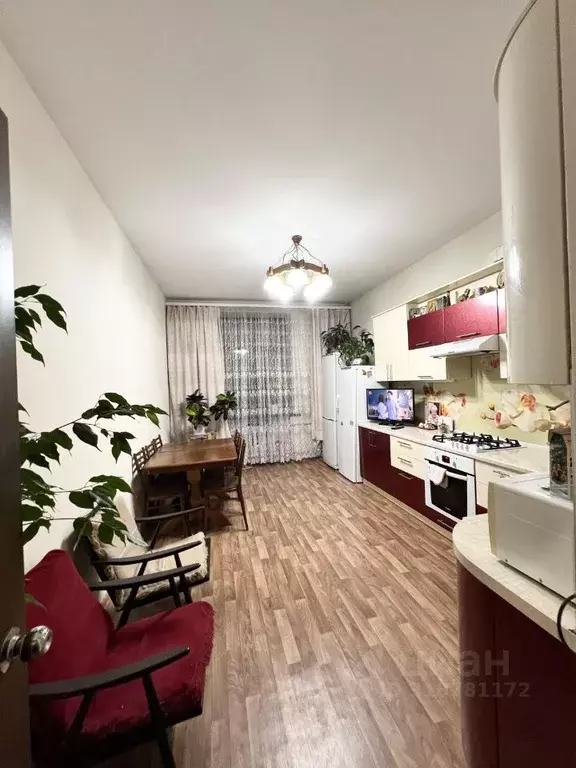 3-к кв. Башкортостан, Уфа ул. Калинина, 11 (86.2 м) - Фото 1