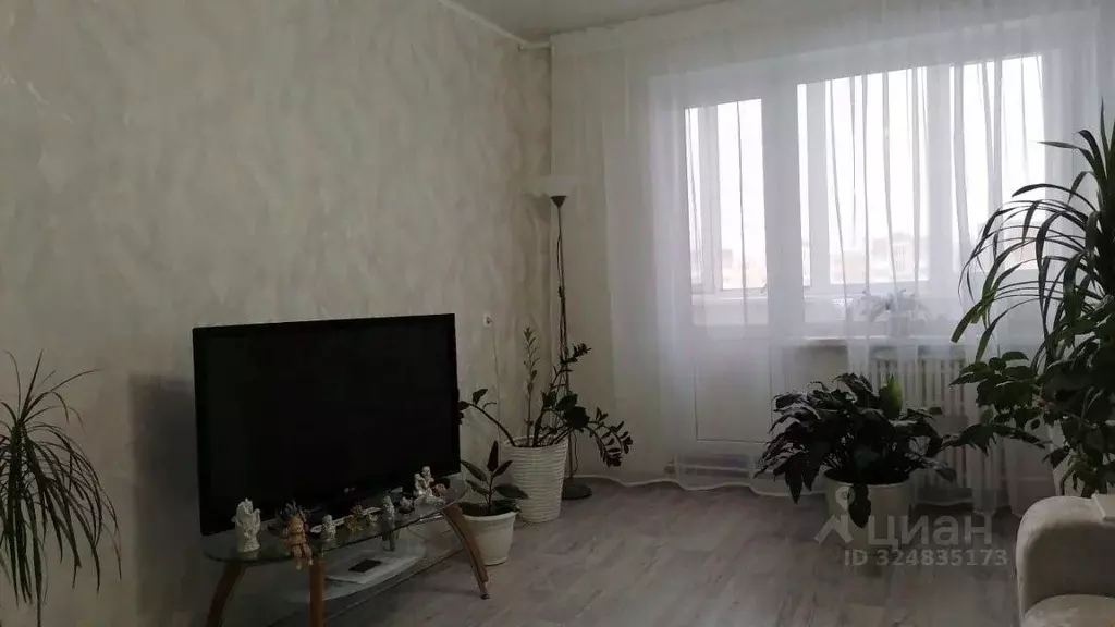 2-к кв. Омская область, Омск ул. Малиновского, 12к3 (52.9 м) - Фото 1