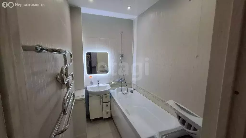 2-комнатная квартира: Ставрополь, улица Тухачевского, 25/2 (60 м) - Фото 1