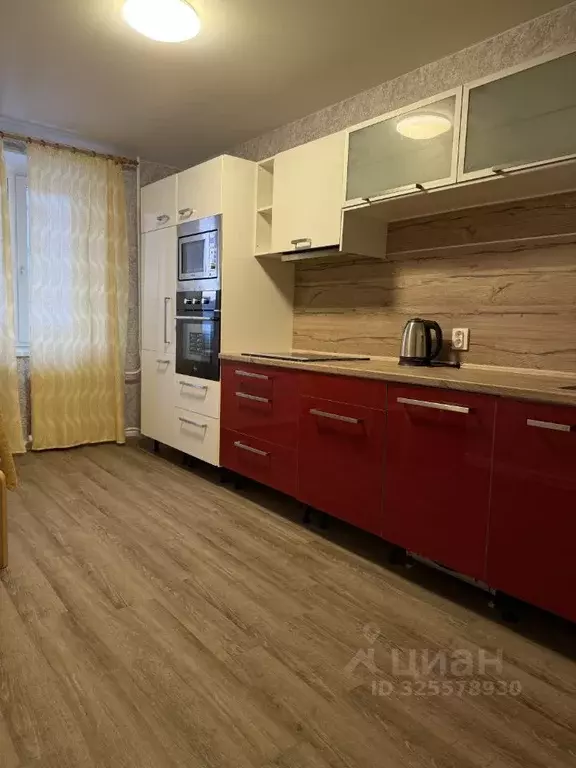 2-к кв. Тюменская область, Тюмень Уральская ул., 51 (60.0 м) - Фото 1