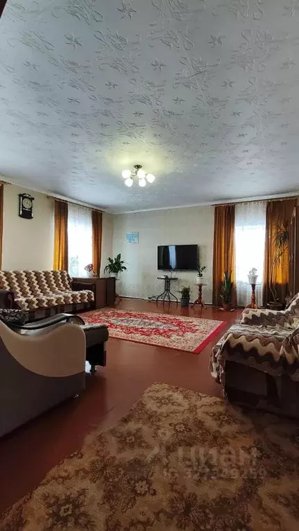 Дом в Башкортостан, Уфимский район, Кирилловский сельсовет, д. ... - Фото 1