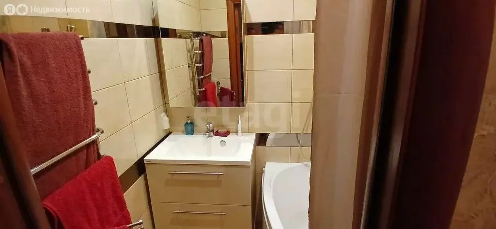 4-комнатная квартира: Ярославль, улица Калинина, 37к2 (62 м) - Фото 0