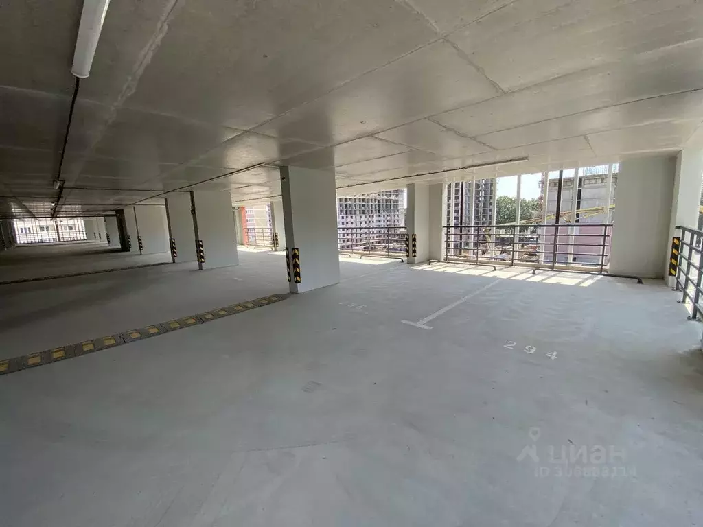 Гараж в Краснодарский край, Краснодар ул. Героев-Разведчиков, 11/2А ... - Фото 1