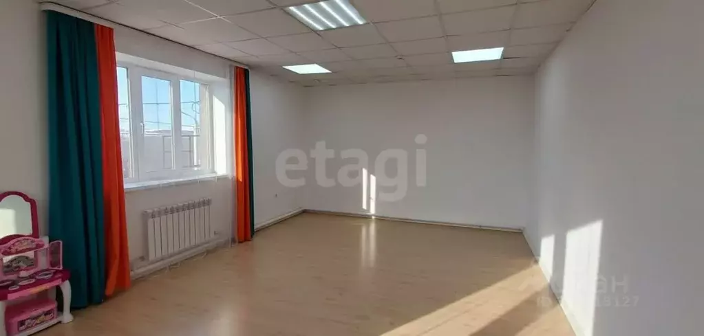 Помещение свободного назначения в Алтай, Майминский район, с. Майма ... - Фото 1