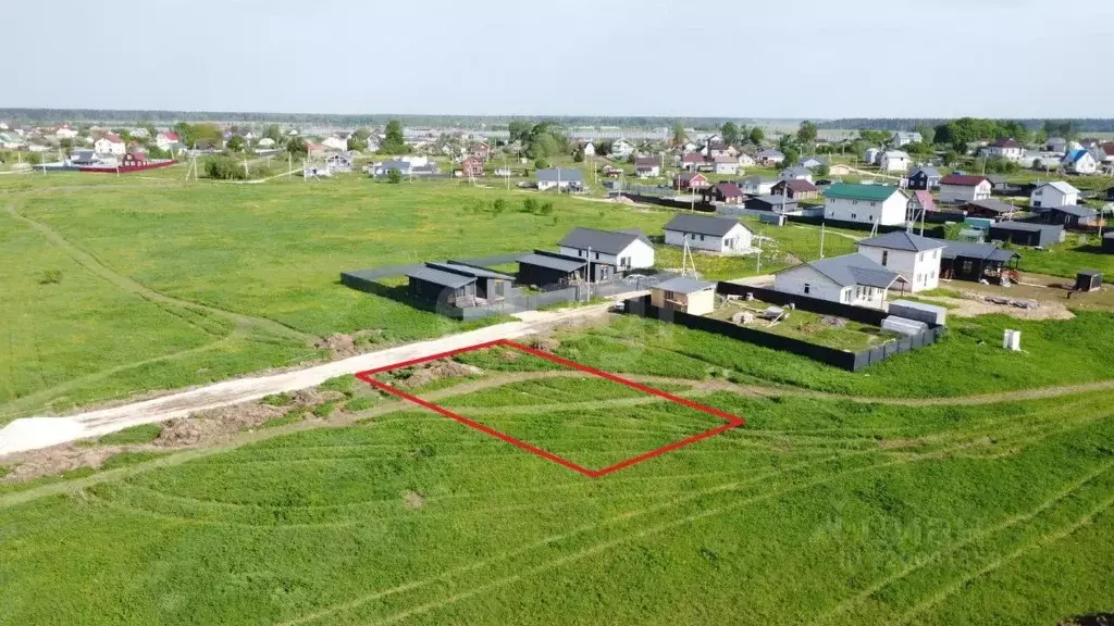 Участок в Ленинградская область, Ломоносовский район, Русско-Высоцкое ... - Фото 0