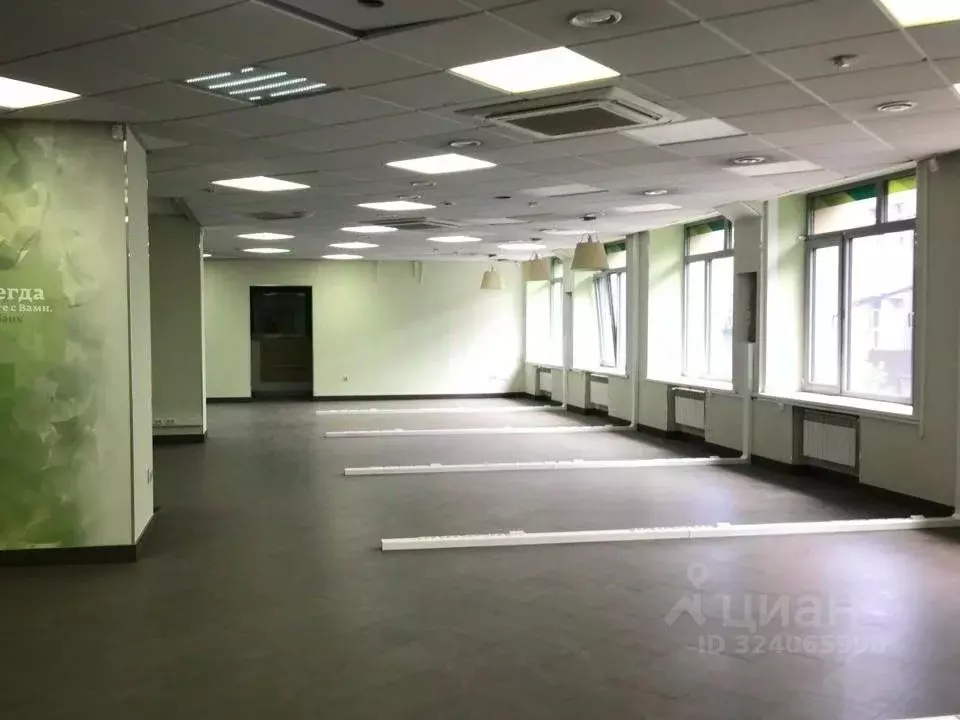 Помещение свободного назначения в Иркутская область, Иркутск Советская ... - Фото 1