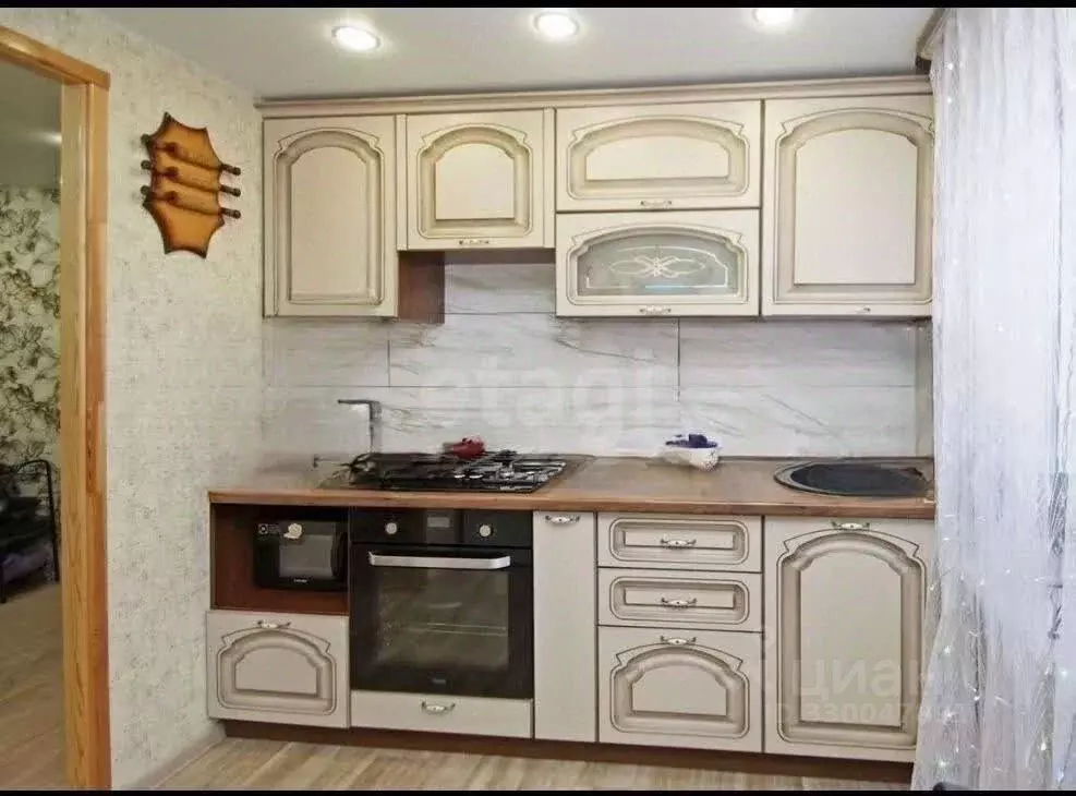 Дом в Омская область, Омск Каучук СНТ, аллея 4-я, 90 (63 м) - Фото 1