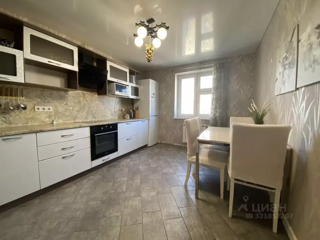 2-к кв. Татарстан, Казань Горсоветская ул., 29 (65.0 м) - Фото 0