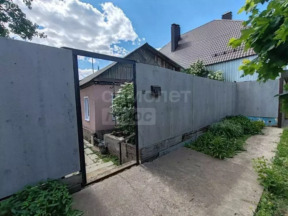Дом в Оренбург, Ленинградская улица, 57 (50 м) - Фото 1