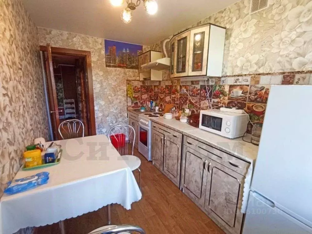 2-к кв. Крым, Сакский район, Охотниковское с/пос, с. Карьерное ул. ... - Фото 2