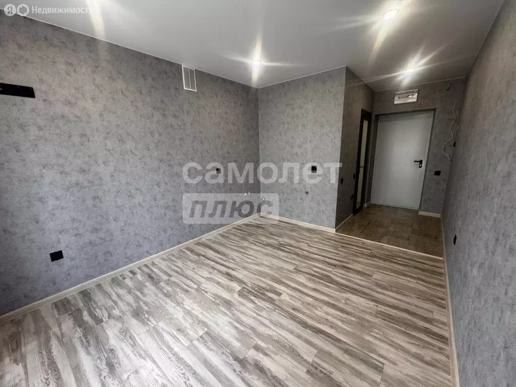 Квартира-студия: Михайловск, жилой район Гармония, улица Александра ... - Фото 0