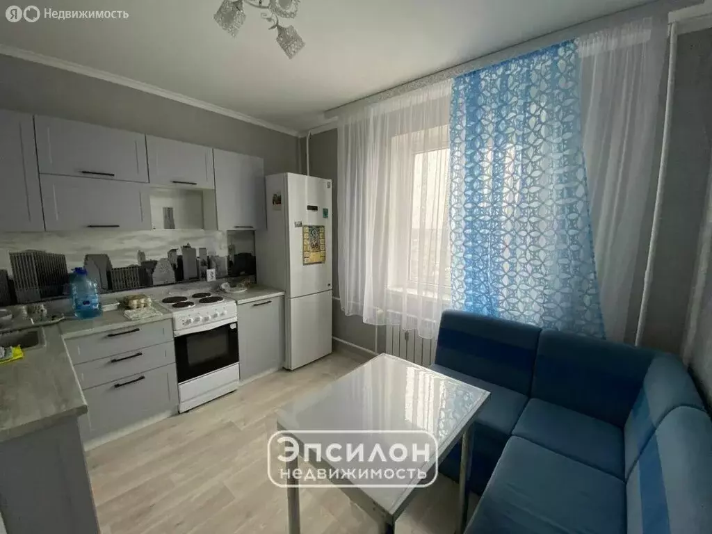 1-комнатная квартира: Курск, улица Домостроителей, 10 (35.8 м) - Фото 1