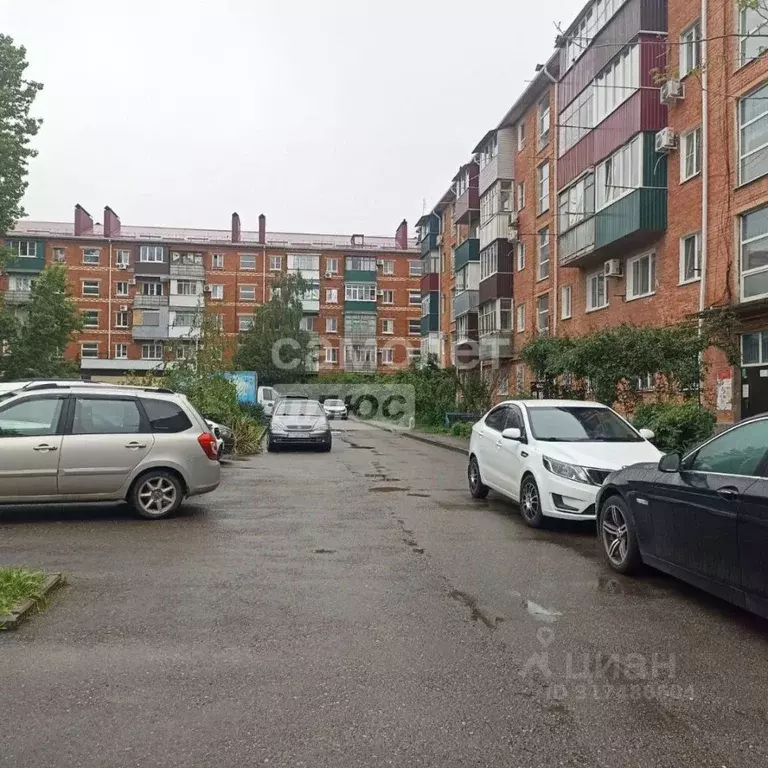 1-к кв. Адыгея, Майкоп ул. Калинина, 214 (30.0 м) - Фото 0