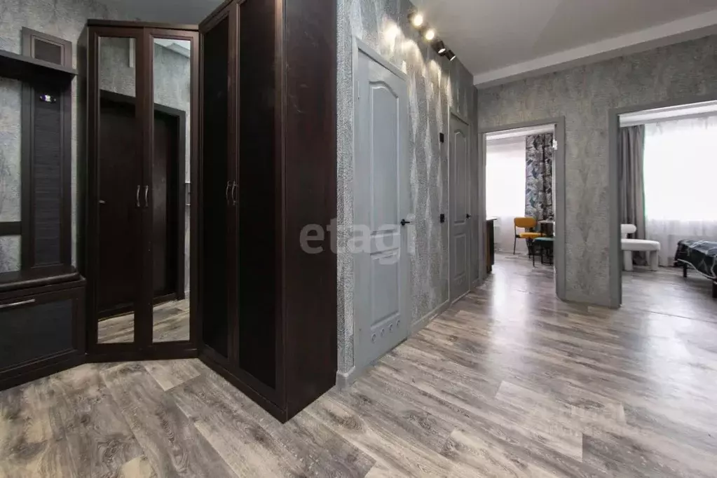 2-к кв. Томская область, Томск ул. Архитекторов, 8 (55.0 м) - Фото 0
