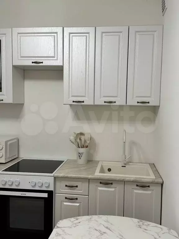 2-к. квартира, 60 м, 14/15 эт. - Фото 1