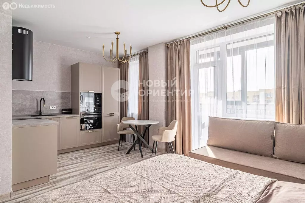 Квартира-студия: Екатеринбург, улица Декабристов, 20 (33 м) - Фото 1