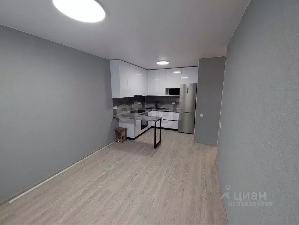 1-к кв. Удмуртия, Завьяловский район, с. Первомайский ул. Архитектора ... - Фото 1