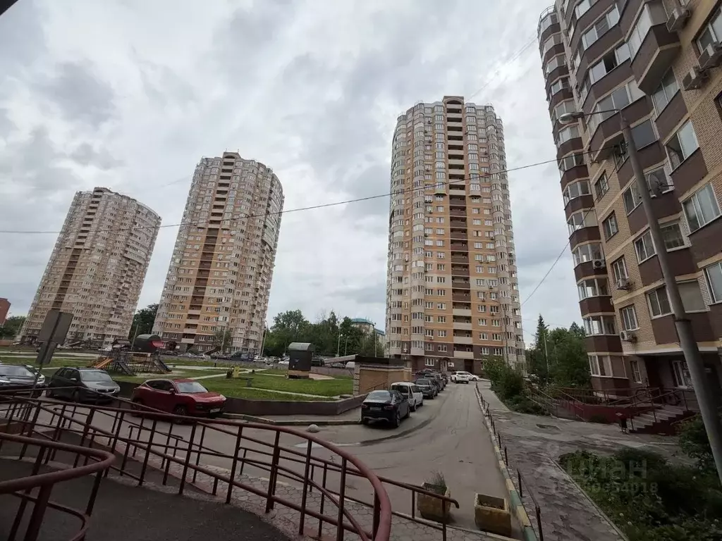 2-к кв. Тульская область, Тула ул. Михеева, 31 (70.2 м) - Фото 1