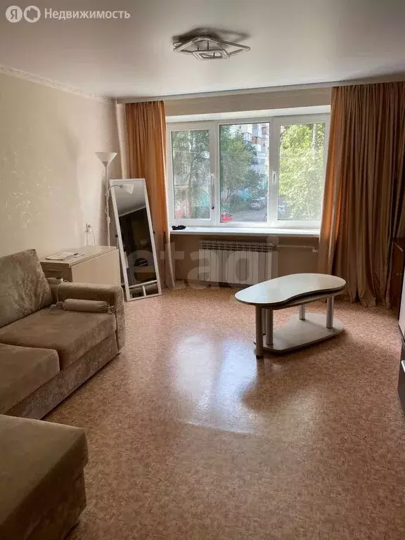 3-комнатная квартира: Воронеж, улица Чапаева, 126 (63 м) - Фото 1