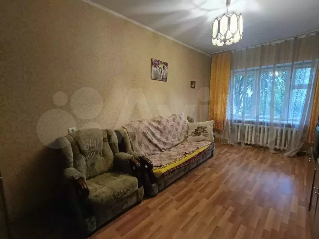 1-к. квартира, 39 м, 1/10 эт. - Фото 1