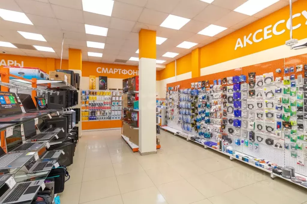 Помещение свободного назначения в Тюменская область, Тюмень ул. ... - Фото 1