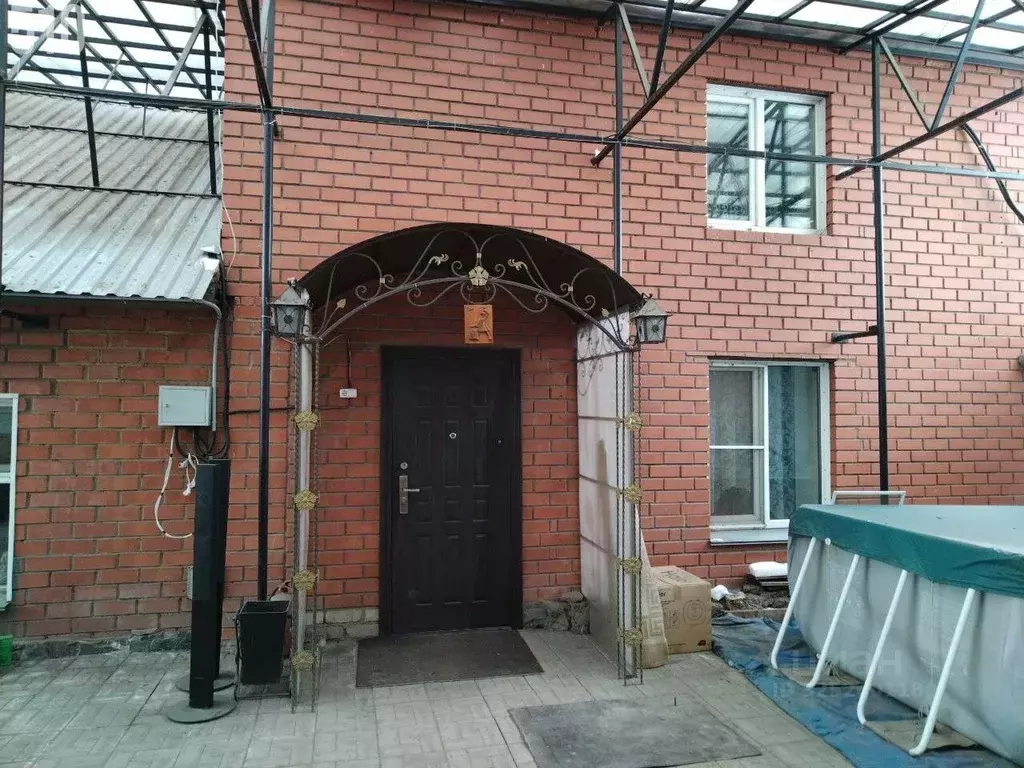 Дом в Челябинская область, Троицк ул. Имени Тони Меньшениной, 132 (109 ... - Фото 2