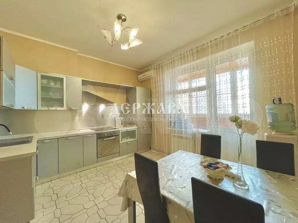 3-к. квартира, 100,5 м, 5/10 эт. - Фото 0