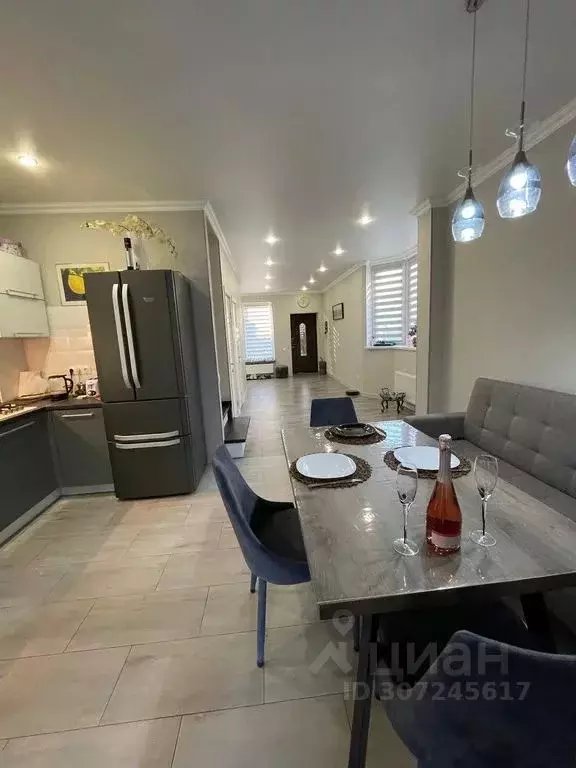 Дом в Калининградская область, Зеленоградск ул. Гагарина, 77 (140 м) - Фото 1