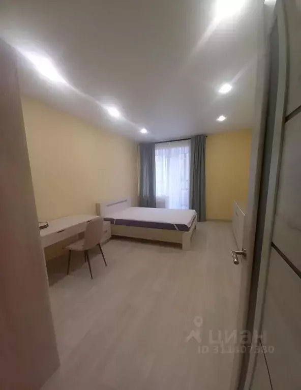 1-к кв. Ленинградская область, Гатчина ул. Хохлова, 20 (39.5 м) - Фото 1