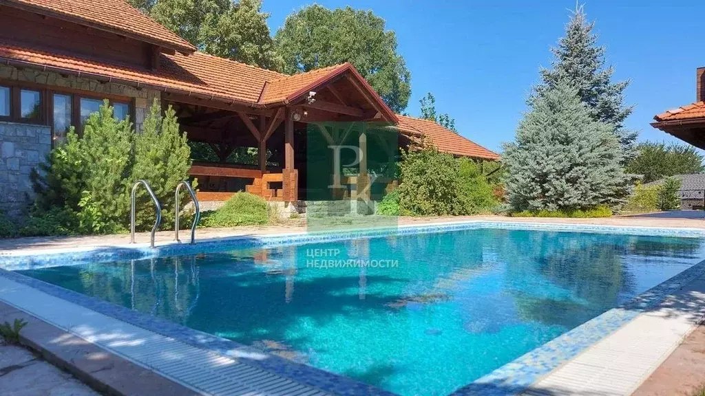 Дом в Севастополь с. Орлиное, ул. Владимира Высоцкого, 11А (370 м) - Фото 1