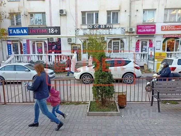 Торговая площадь в Севастополь просп. Октябрьской Революции, 42 (15 м) - Фото 2