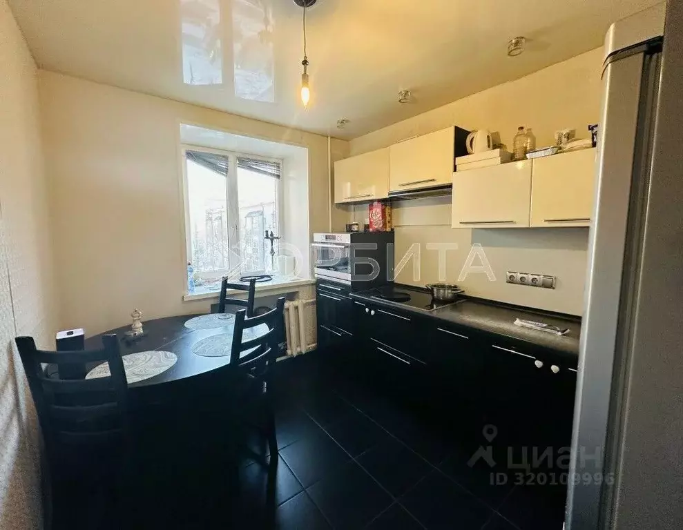 4-к кв. Тюменская область, Тюмень ул. Щербакова, 88 (78.7 м) - Фото 1