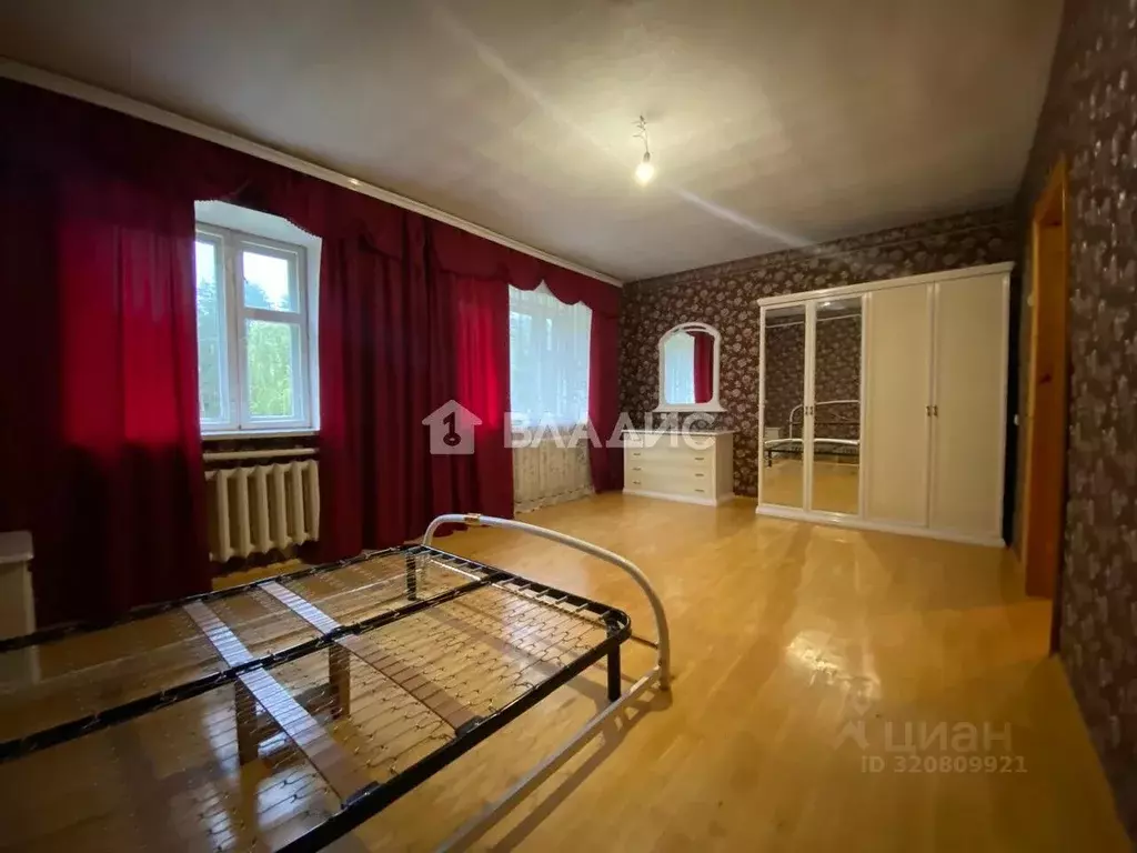 Дом в Калужская область, Дзержинский район, Льва Толстого с/пос, с. ... - Фото 2